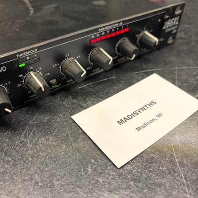 SERVICED DBX 266XL Stereo Compressor / Limiter image 4