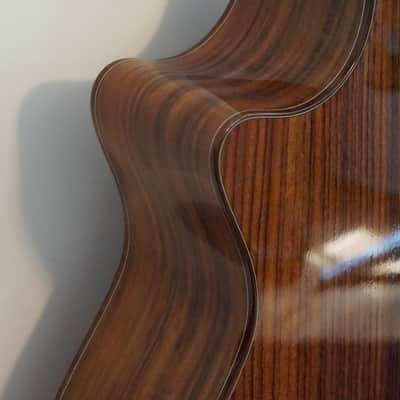 Taylor 714ce  2010 - Natural image 11