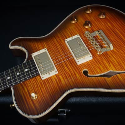 Knaggs Guitars Kenai Hollowbody in Hickory Burst with One-Piece Top image 9