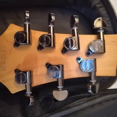 Schecter Demon-7fr 2020-2023- Vintage White image 3