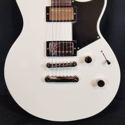 Yamaha RSE20VW  Revstar Element, 2 Alnico V Humbucking Pickups, Rosewood Fingerboard, Vintage White image 2