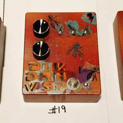 Jext Telez Black Drone Wasp Series Two Hand Painted by Johnny LZR 2018 Fuzz Pedal Bild 6