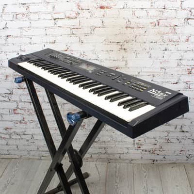 Korg - N5EX 61-Key Synthesizer w/Power Supply and Bag - USED image 4