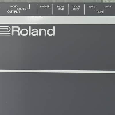 Roland JUNO-106 Programmable Polyphonic Synthesizer in Excellent condition image 4