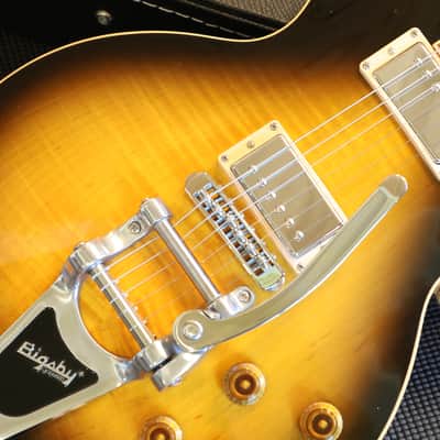 2009 Gibson Les Paul Standard Limited Edition Florentine w/ Bigsby Semi-Hollow Electric Guitar Sunburst + OHSC image 4