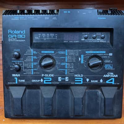 Roland GR-30 Guitar Synthesizer