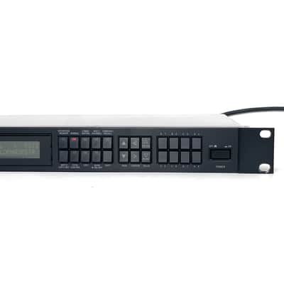 CASIO VZ-8M Professional Digital Synthesizer Rackmount Vintage