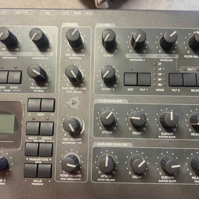 Immagine Access Virus TI2 Dark Star 37-Key Digital Synthesizer 2009 - 2023 - Black - 2