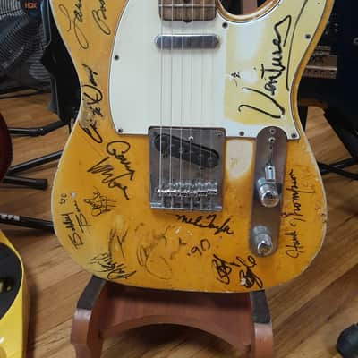 Fender Telecaster with Maple Cap Fretboard 1968 - Blonde(Signed By The VENTURES) image 5