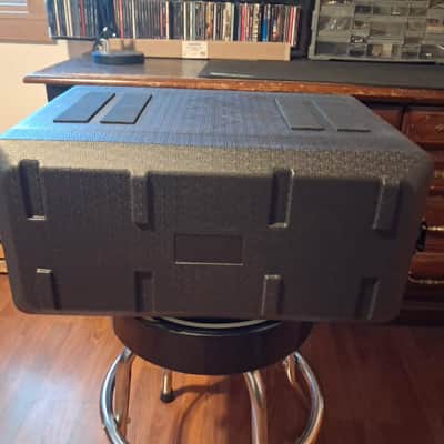 Gallien-Krueger 700RB 450-Watt Biamp Bass Amp Head 2000s In 4U Rack Case image 3