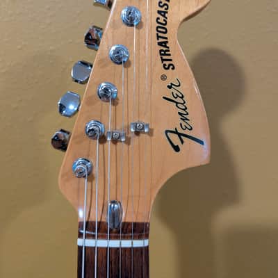 Fender Classic Series '70s Stratocaster with Rosewood Fretboard 2002 - Black w Seymour Duncan gig bag & locking strap image 3