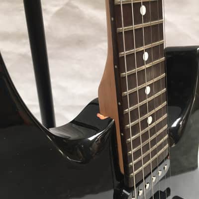 Caliber JS4X tremolo electric guitar image 3