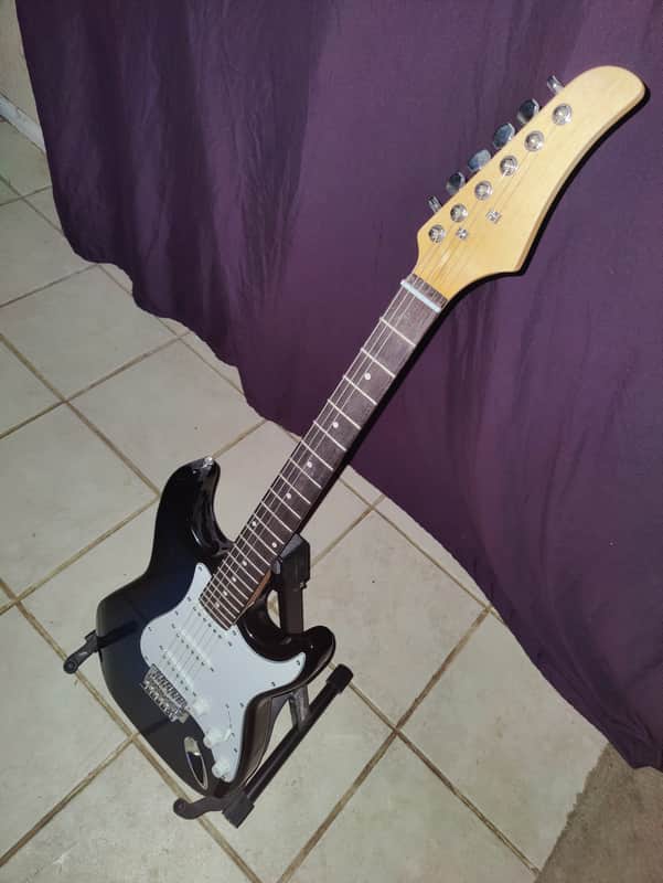 Unbranded beautiful Strat style electric guitar in stunning Blue black image 1