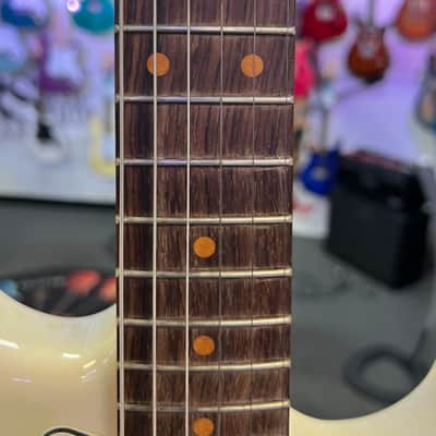 Fender American Vintage II 1961 Stratocaster®, Rosewood Fingerboard, Olympic White image 12