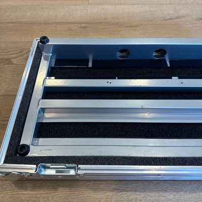 Pedaltrain PT-1 with Safe Case Hard Case 2010s - Silver image 11