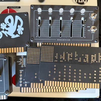 Erica Synths Bullfrog with All available options cards image 6