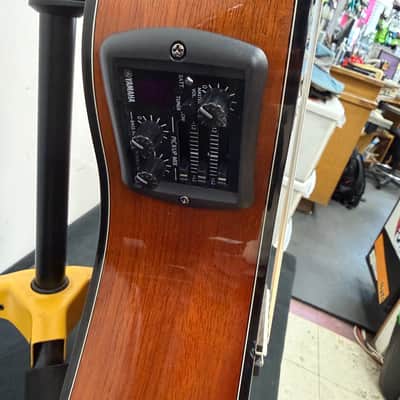Used Yamaha NTX700 Solid Spruce Top Classical Acoustic-Electric Classical Guitar Natural image 15