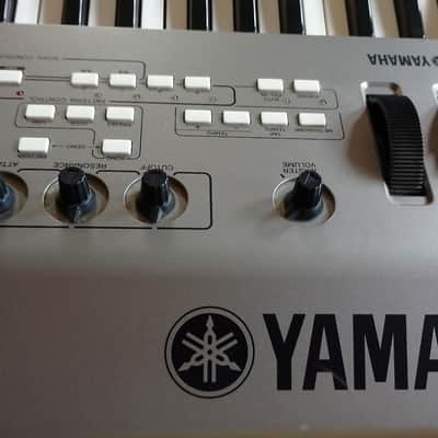 Yamaha MM6 Synthesizer - Gray image 5