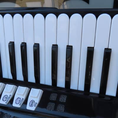 BORSINI BUILT 'MODERN' CUSTOM 120 BASS ACCORDION  {TONY DANNON STUDIO EDITION}  4/5 REEDS with 9/6 REGISTERS CLEAN 1 OWNER! image 8