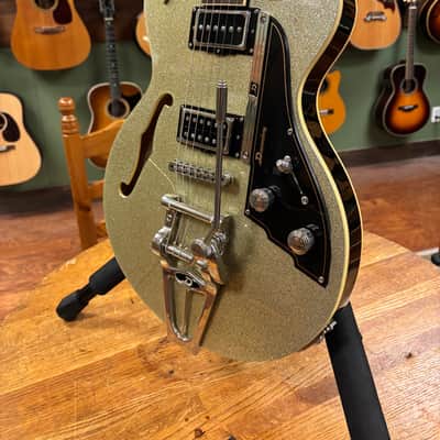 2012 Duesenberg Starplayer TV Silver Sparkle image 4