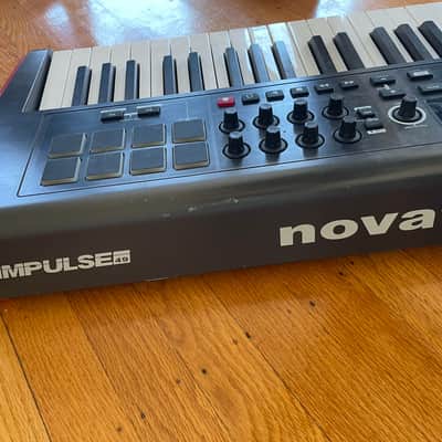 Novation Impulse 49 MIDI Keyboard Controller 2011 - Present - Gray image 5