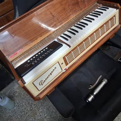 Farfisa Pianorgan III 1950's - Wood image 4