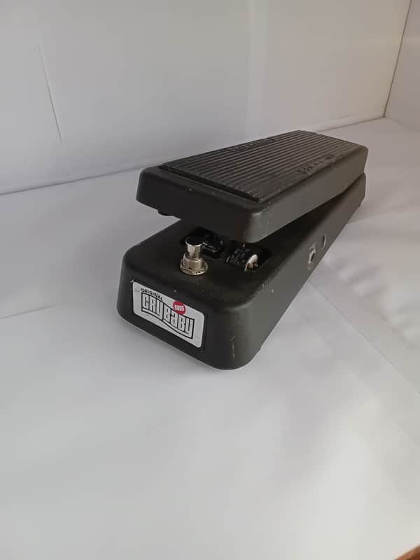 Dunlop GCB100 Bass Cry Baby Wah 1998 - 2003 - Black | Reverb Canada