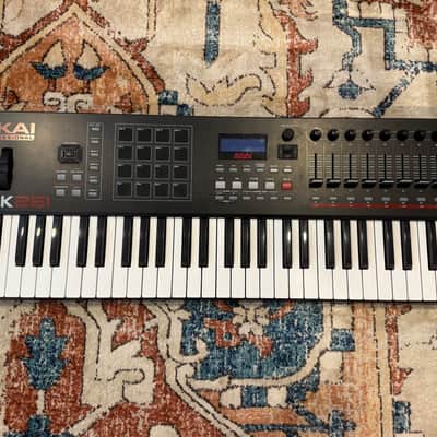 Akai MPK261 image 2