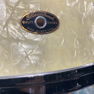 Slingerland - 5.5x14" 6 Lug Snare Drum 1960s - Marine Pearl image 2