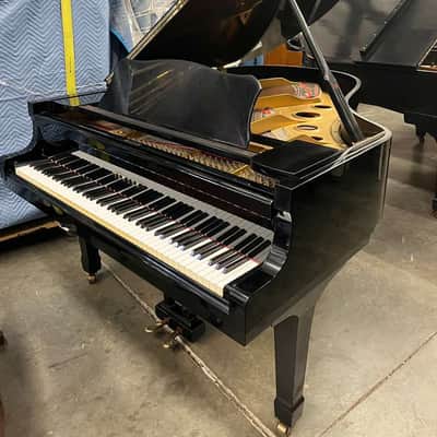 Yamaha C3 Grand Piano – 6'1" – Glossy Black image 2