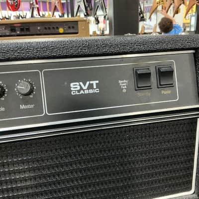 Ampeg SVT-CL Classic Series 300-Watt Tube Bass Amp Head - Black image 3
