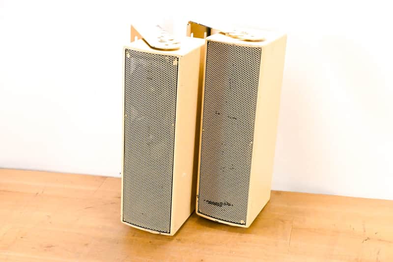 EAW UB52 Two-Way Full-Range Loudspeaker (PAIR) CG01037 image 1