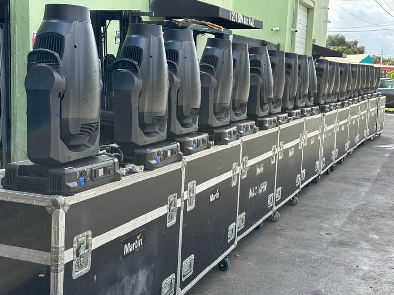Martin MAC Viper Performance (LOT OF 6 W/ 3 CASE) THS image 1