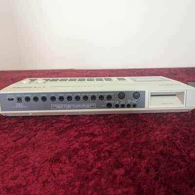 Roland TR-626 Rhythm Composer 1980s Drum Machine - White image 5