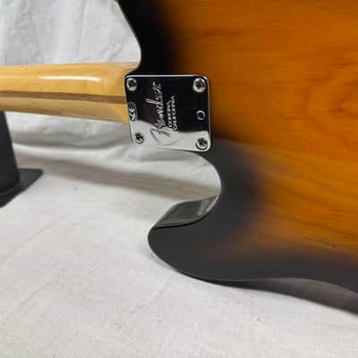 Fender American Telecaster Guitar 2001 - 2-Color Sunburst / Maple neck image 12