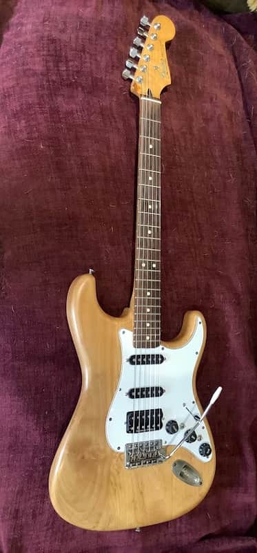 Fender Deluxe Lone Star Stratocaster 2010 - sanded back and Relic finish, with upgrades