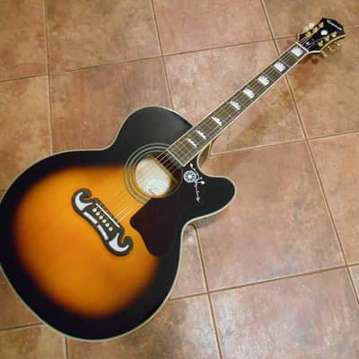 Epiphone by Gibson. EJ 200CE/VS Acoustic Electric Guitar. Vintage Sunburst. Roadrunner Gig Bag. image 1