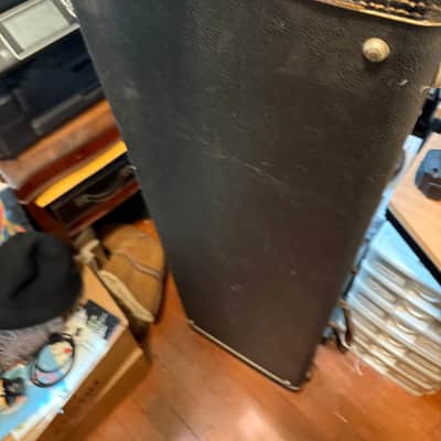 Fender Vintage fender bass guitar case. See details 60s - Black image 8