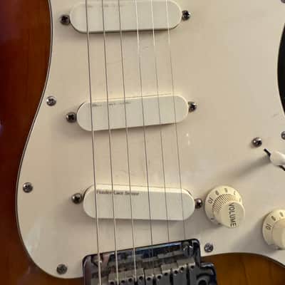1989 Fender Stratocaster with lace sensor original pickups and rosewood fretboard image 17