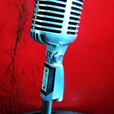 Vintage 1960's Shure 55S dynamic cardioid microphone w Atlas DS-10 desk stand 55 55SW 556S prop display image 9
