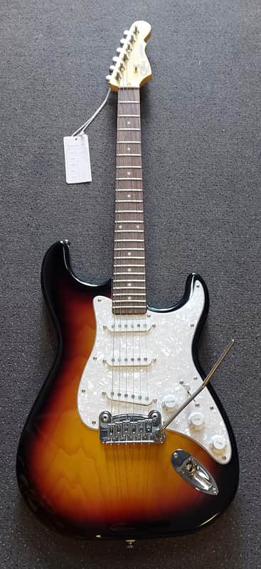 G&L Tribute Series Legacy with Rosewood Fretboard 3-Tone Sunburst image 1