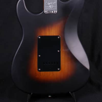 Squier Strat 40th Anniv  W2CSB image 6