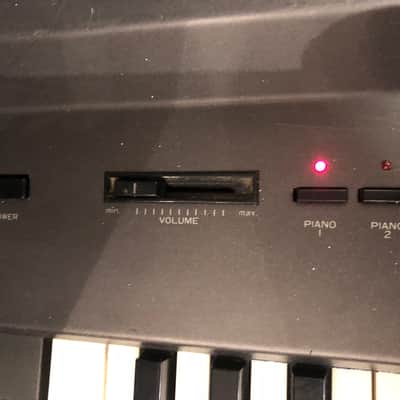 Kawai P135 Digital Piano w/72 weighted keys(local pickup only) image 7
