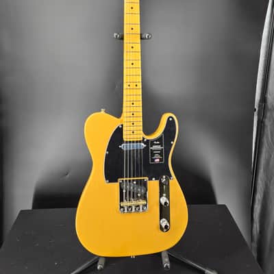 Fender American Professional II Telecaster®, Maple Fingerboard, Butterscotch Blonde image 2
