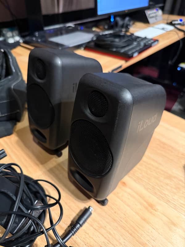 IK Multimedia iLoud Micro Wireless Bluetooth Studio Monitors (Pair) 2016 - Present - Black image 1