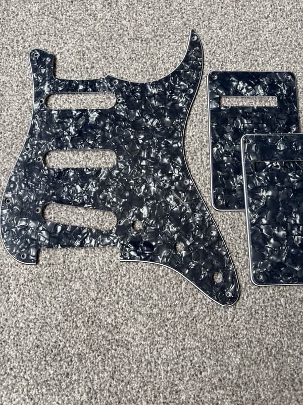 Fender SSS pickguard