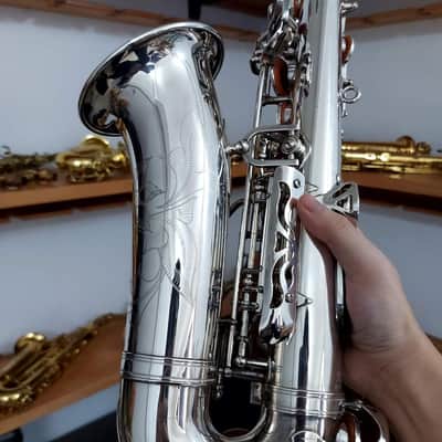 Yamaha YAS-62s Silver Alto Saxophone image 5