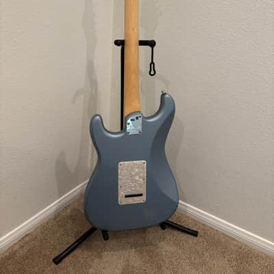 Fender American Elite Stratocaster HSS Shawbucker with Ebony Fretboard 2019 - Satin Ice Blue Metallic image 5