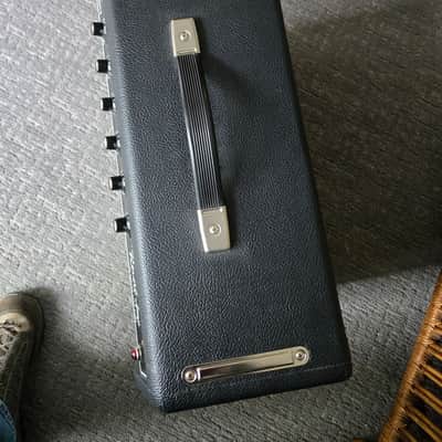 Fender '64 Custom Hand-Wired Princeton Reverb-Amp 12-Watt 1x10" Guitar Combo 2020 - Present - Black image 3