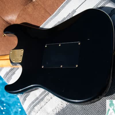 1988 Fender Pro Feel Series - STR70 Super Strat - E Serial - Made in Japan (Fujigen) - Pro Set Up w Perfect Frets/Action/Intonation! image 5